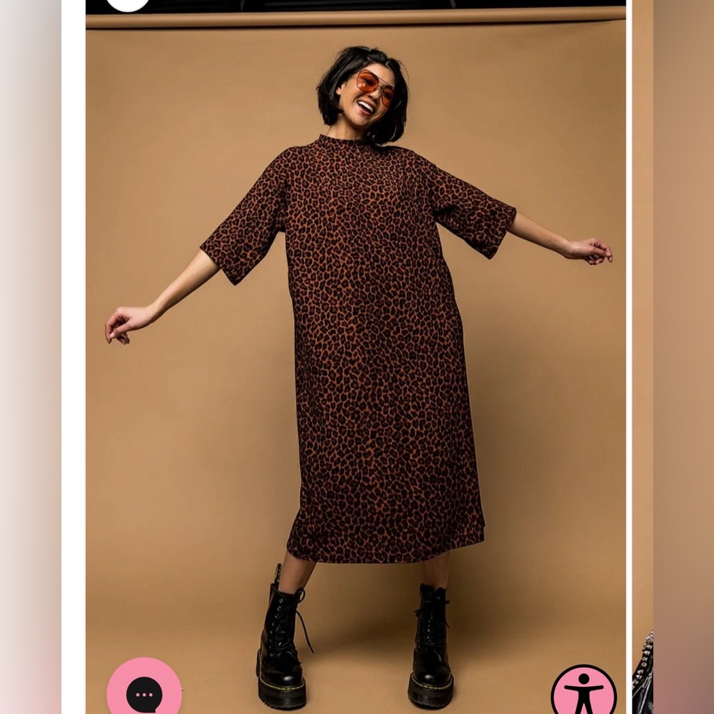 Dressed in LALA Ozzy Dress in Leopard Size Large